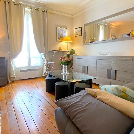 L'Appartement Orsel Paris Eksteriør billede